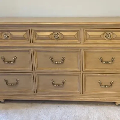 Thomasville Light Wood Dresser