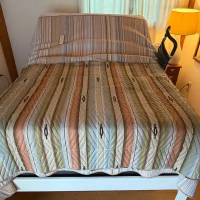 Sealy Posturepedic Bed With Frame