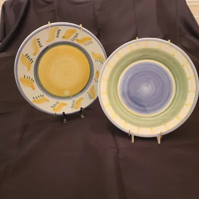 Pair Of Williams Sonoma Decorative Plates