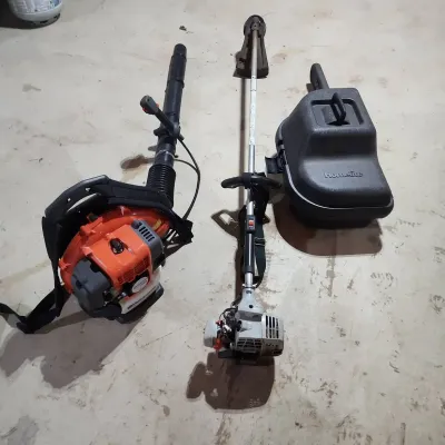 Gas Powered Lawn Equipment 