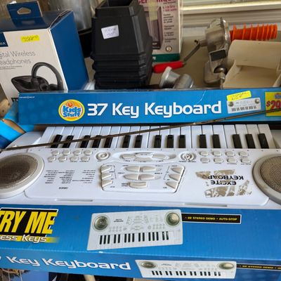 Sale Photo Thumbnail #40