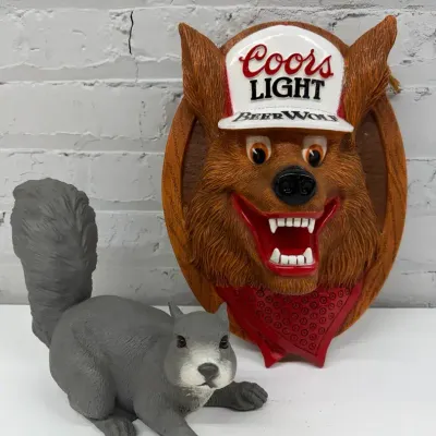 1987 Coors Light Beer Wolf W/ Squirrel 
