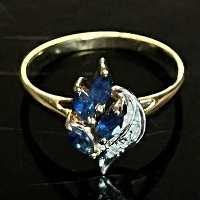 10K Yellow Gold 4 Genuine Blue Sapphire 3 Diamond Ring