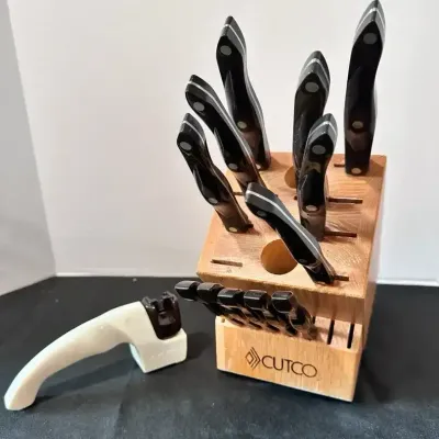 Cutco Knife Block With 13 Pieces 