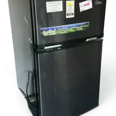 Midea WHD-125FBSI Small Scale Refrigerator with Top Freezer