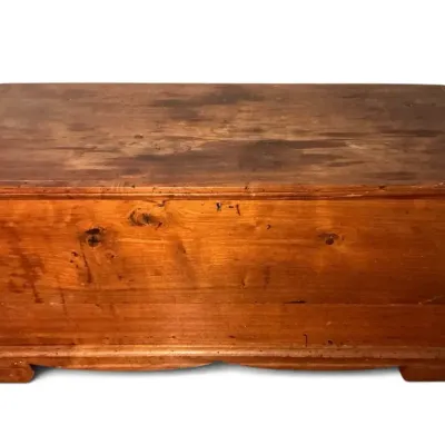 Wooden Chest (18 x 43 x 22)