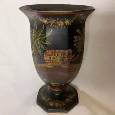 Black Lacquer Vase