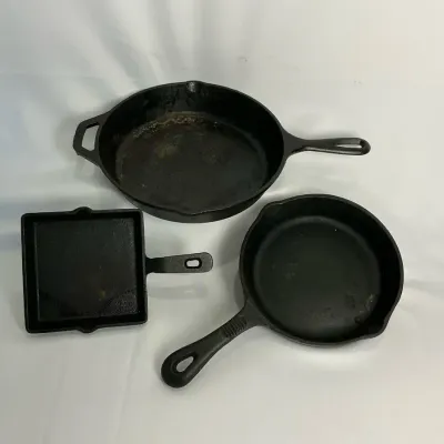 Lodge Cast Iron Pans 