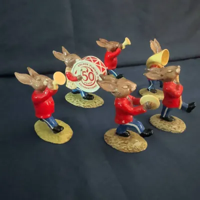 Royal Doulton Bunnykins Oompah Band 6-Piece Lot – Complete Band, Extra DB24 Trumpeter
