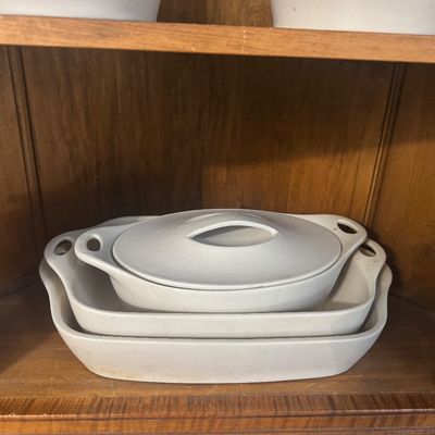 This is a set with next picture
$160
