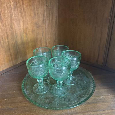 Tiara Glass
$100