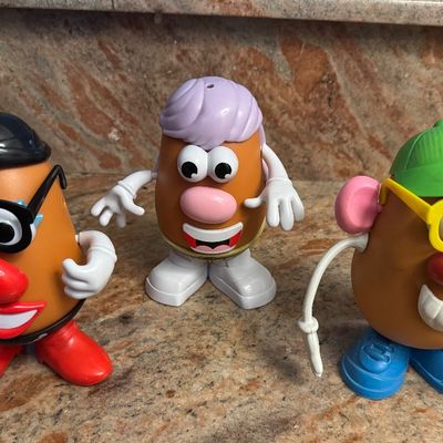 3 Potato Heads
$140