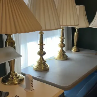 Plenty of lamps