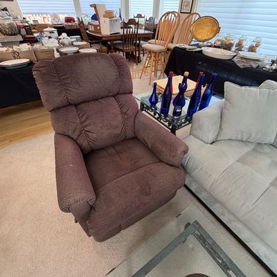 Sale Photo Thumbnail #128