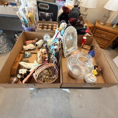 Sale Photo Thumbnail #273