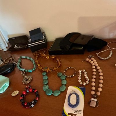 Sale Photo Thumbnail #126