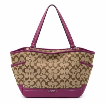 Sale Photo Thumbnail #12: Lot 12   
Coach Park Signature Carrie Canvas & Leather Tote Bag