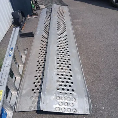 Sale Photo Thumbnail #120: Aluminum Ramps  