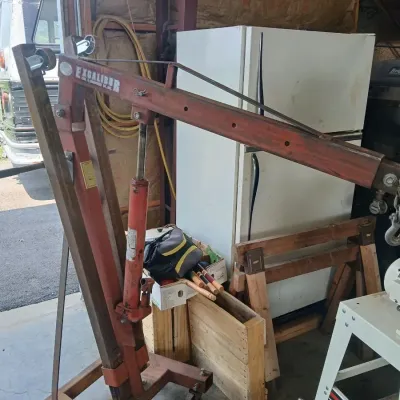Sale Photo Thumbnail #123: Engine hoist