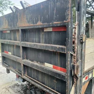 Sale Photo Thumbnail #6: 1998 Chevrolet C3500 flatbed truck 
