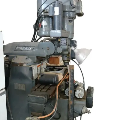 Sale Photo Thumbnail #26: Bridgeport Series I Vertical milling machine 