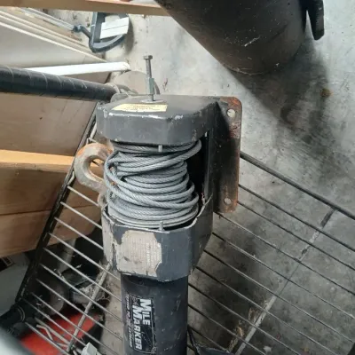 Sale Photo Thumbnail #76: Winch