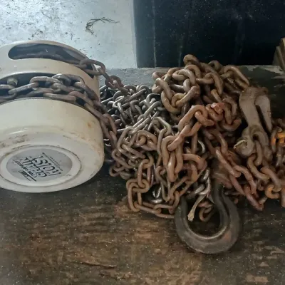 Sale Photo Thumbnail #117: 1 ton Chain hoist 