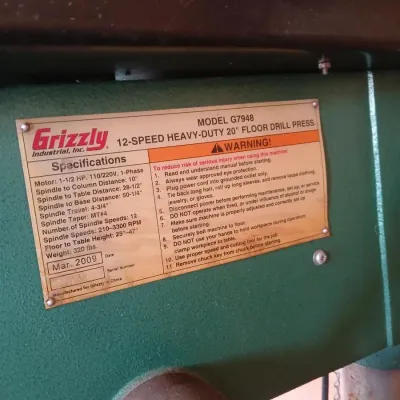 Sale Photo Thumbnail #90: GRIZZLY drill press
