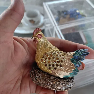 Sale Photo Thumbnail #158: Hen on Golden Egg. Beautiful Rhinestone Vintage Gems.