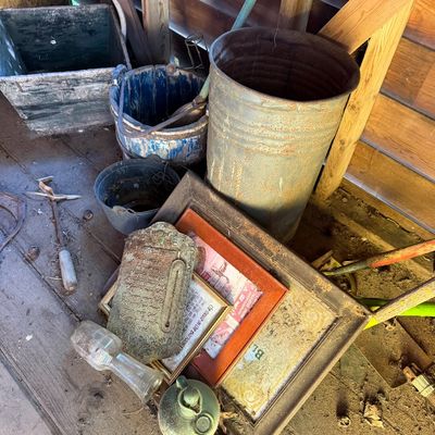 Estate sale photo