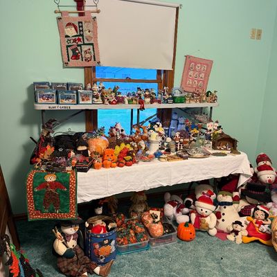 Sale Photo Thumbnail #203