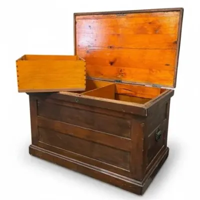 Sale Photo Thumbnail #189: LEarly 20th C Pine Blanket Chest