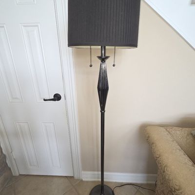 Black Floor Lamp.
