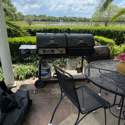 Sale Photo Thumbnail #173: Outdoor gas grill