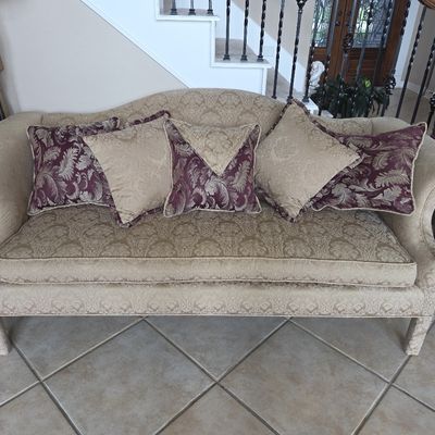 Traditional Upholstered Sofa with matching Pillows