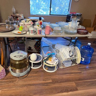 Estate sale photo