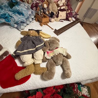 Sale Photo Thumbnail #77