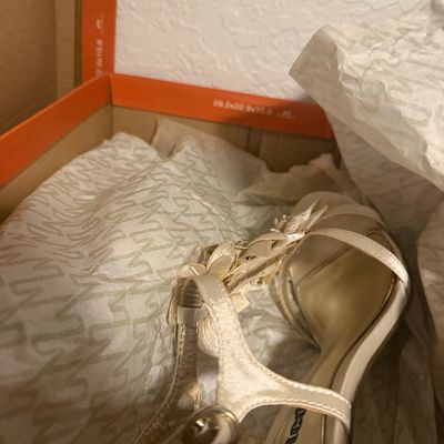 Sale Photo Thumbnail #186