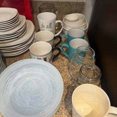 Sale Photo Thumbnail #137