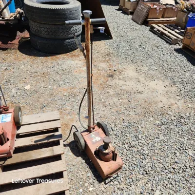 Sale Photo Thumbnail #403