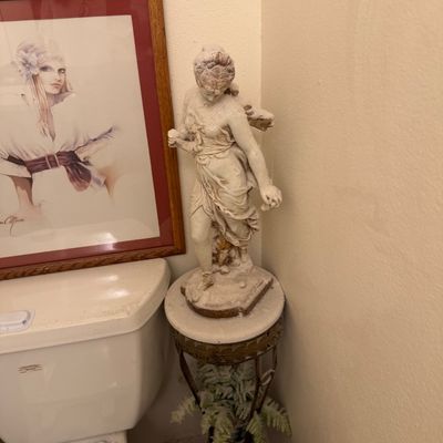 Sale Photo Thumbnail #295