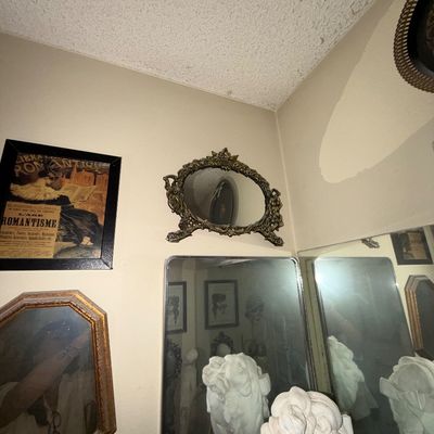 Sale Photo Thumbnail #215