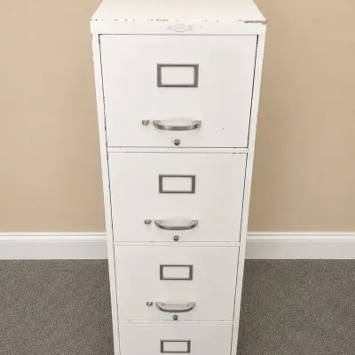File Cabinet - 4 Drawer Metal Legal