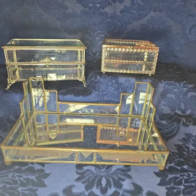 Sparkling Glass And Rhinestone Jewelry Boxes Featuring Nicole Miller 