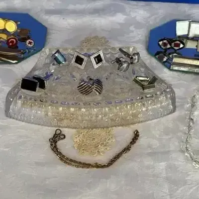 Vintage Men's And Ladies Jewelry