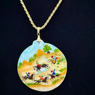 Vintage Hand Painted Polo / Equestrian Scene Shell Pendant Necklace on Danecraft 925 Italy Gold Plat