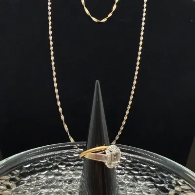 Estate Gold Repair & Craft Lot: 14K Chains/Band & 10K Mounting