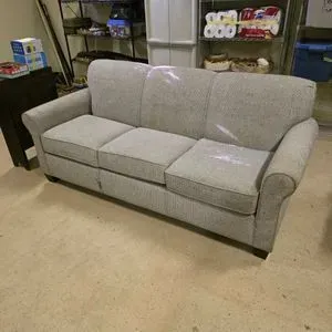 Sale Photo Thumbnail #150