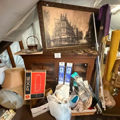 Estate sale photo