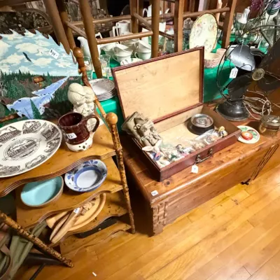 Estate sale photo